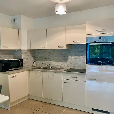 Holiday home Oxford 1 Bedroom In A Brand New Building With A Pool